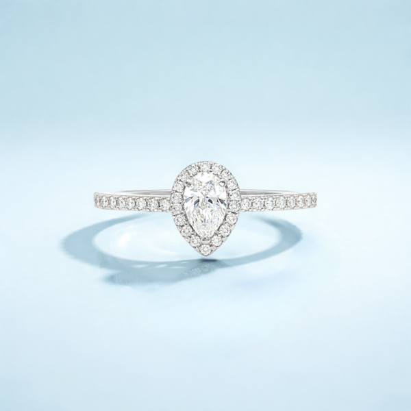 Pear Lumière Ring